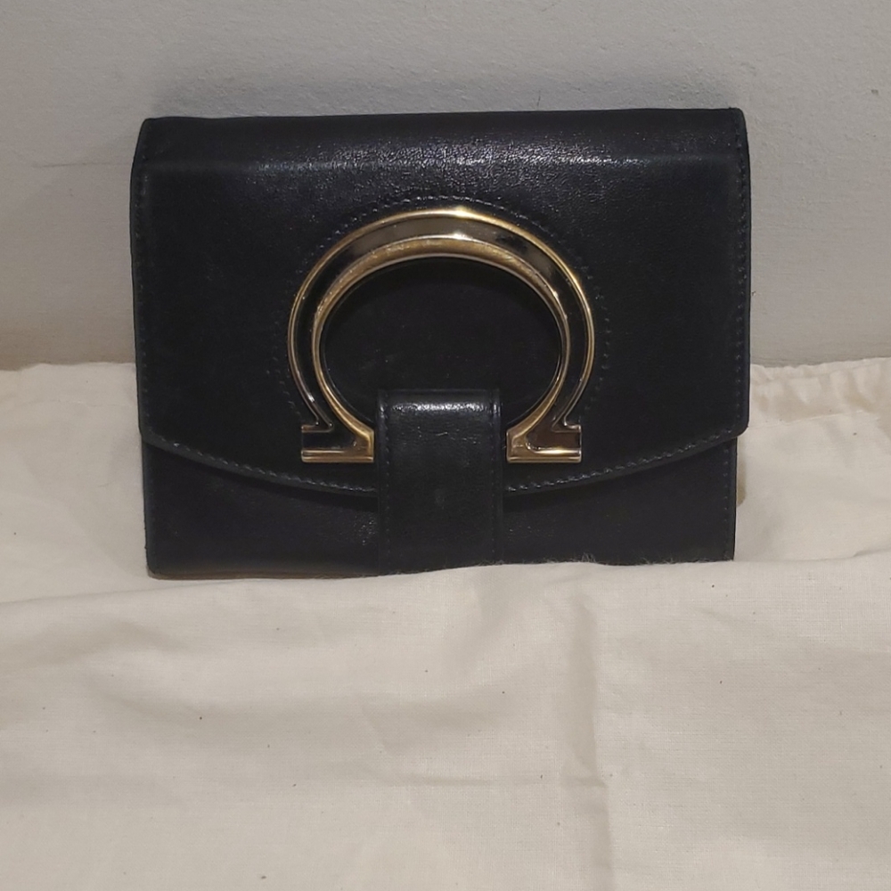 Salvatore Ferragamo ladies wallet
